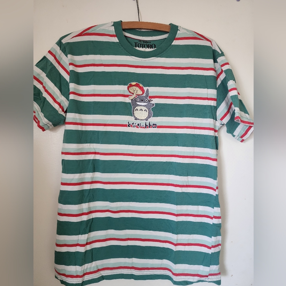 Organic cotton small tee with Totoro Patch